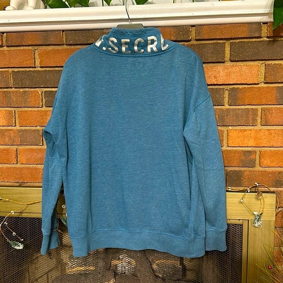 🛍️ NEW Victoria’s Secret loose fit soft sweater top. Excellent condition. - Picture 6 of 6